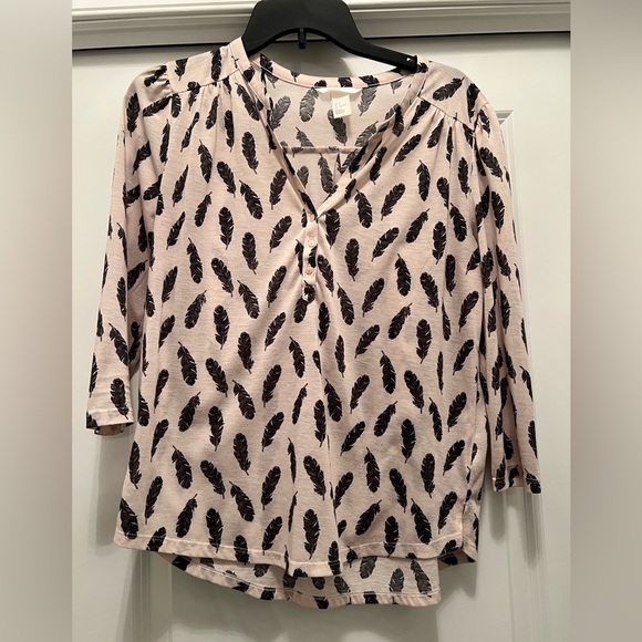 H&M feather top - Picture 1 of 3